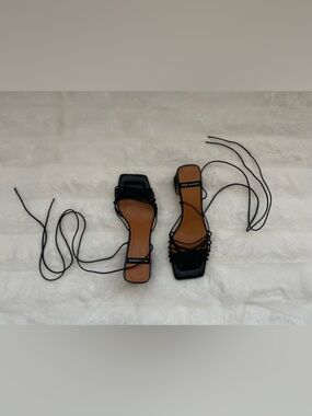 Ángel Alarcón Sandals.